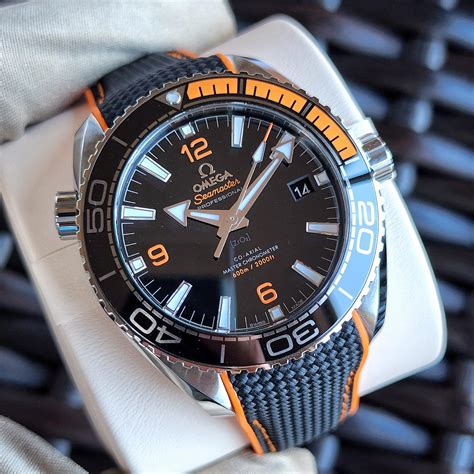 [開箱]Omega 歐米茄 Planet Ocean 600m 43.5mm 8900機芯.